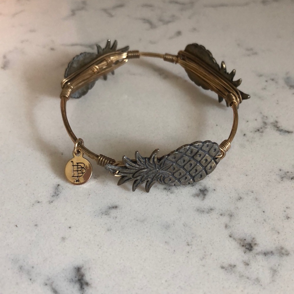 Pewter Gold Pineapple Bourbon and Bowties Bracelet